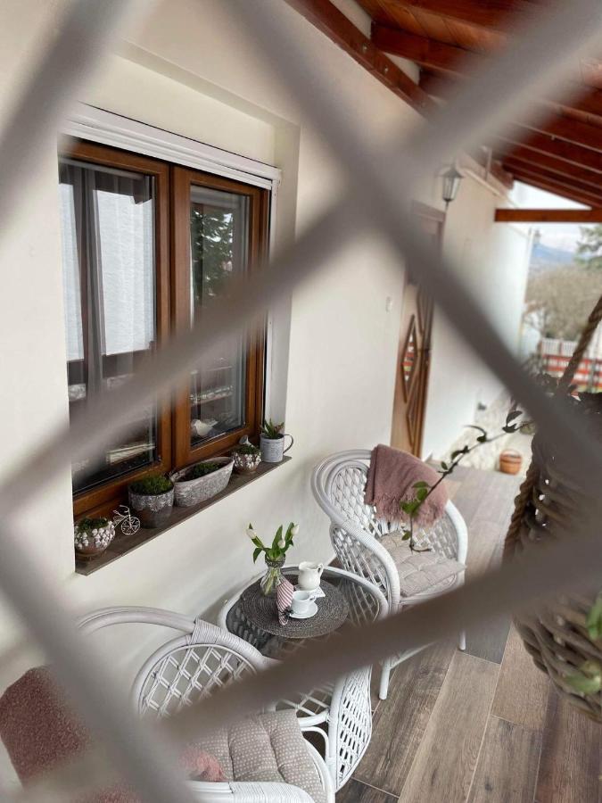 Ezuest Boroka Apartman Эгер Экстерьер фото